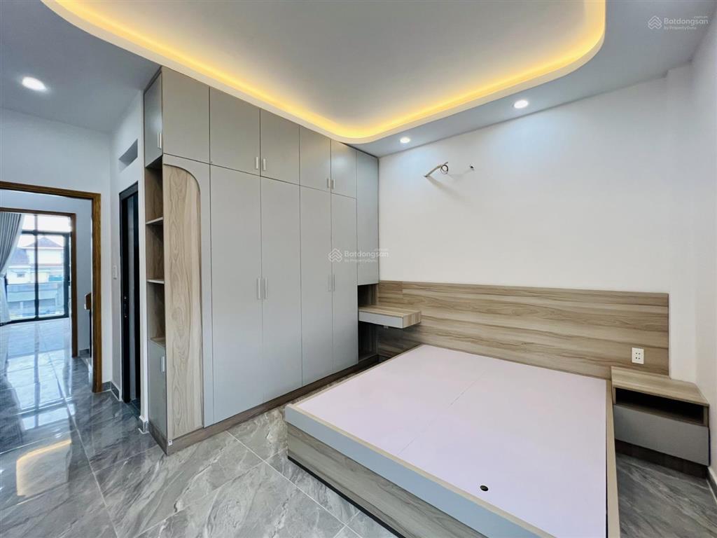 Bán nhà bình tân mới xây đường 18b chợ gò xoài, giáp tân phú, 52m2 x 5 tầng, giá tốt 6,5 tỷ
