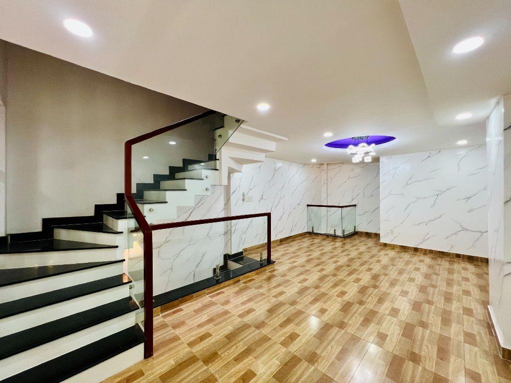 Giá Tốt Nhà Khu Đồng Bộ Đ. Tân Kỳ Tân Quý Gần Aeon 53m2 x5 Tầng Xây Tâm Huyết Chỉ 6,7 Tỷ SHR