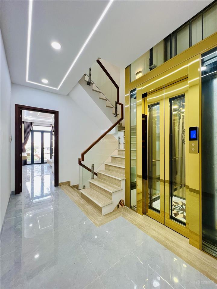 Giá tốt nhà mới đẹp hiện đại 5 tầng thang máy 73m2 chỉ 8,4 tỷ đường hương lộ 2 shr gần tên lửa