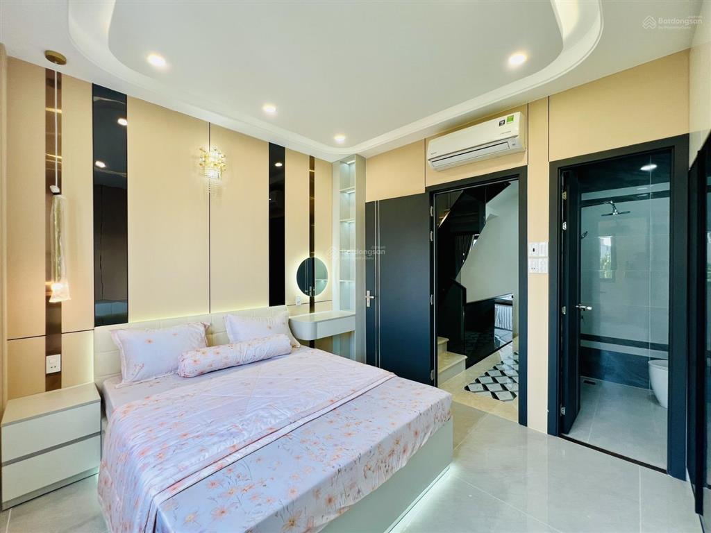 Mẫu mới nhất 2026 nhà đẹp 5 tầng 57m2, chỉ 7,4 tỷ khu đồng bộ đ. hương lộ 2 shr gần bốn xã