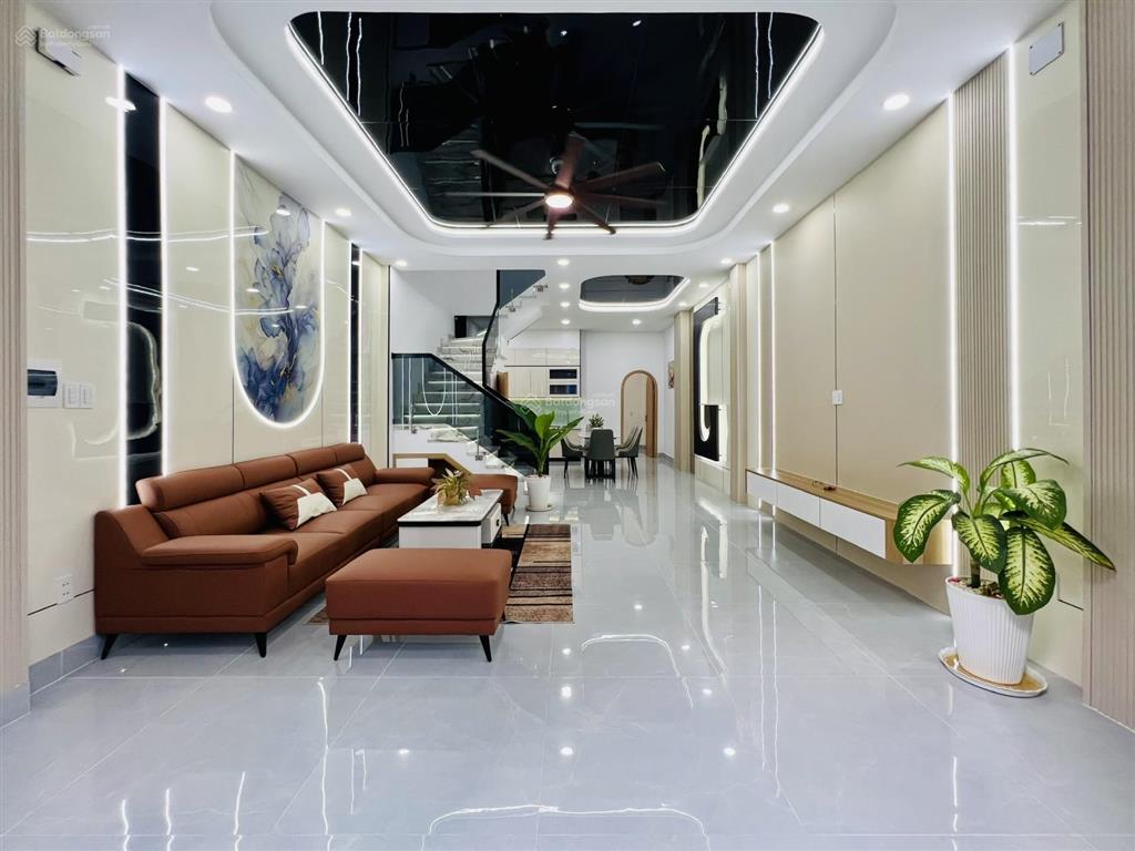 Giá tốt, nhà mới 2 tầng 68m2 chỉ 6,6 tỷ đường hương lộ 2 shr gần bốn xã