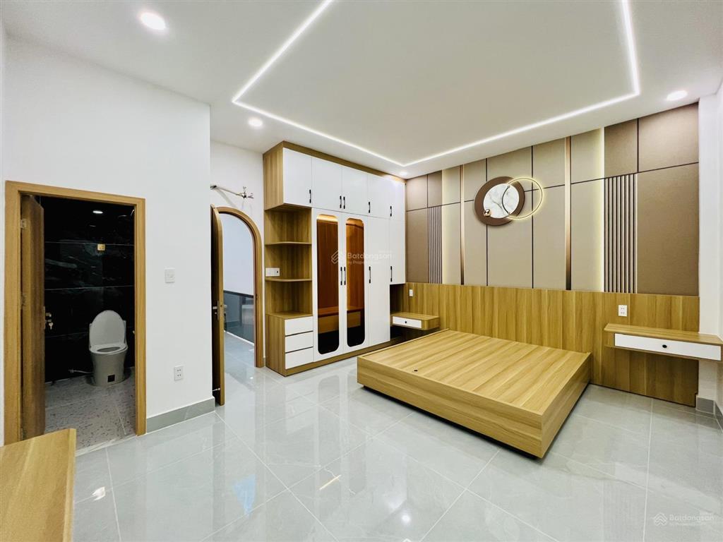 Giá tốt, nhà mới 2 tầng 68m2 chỉ 6,6 tỷ đường hương lộ 2 shr gần bốn xã