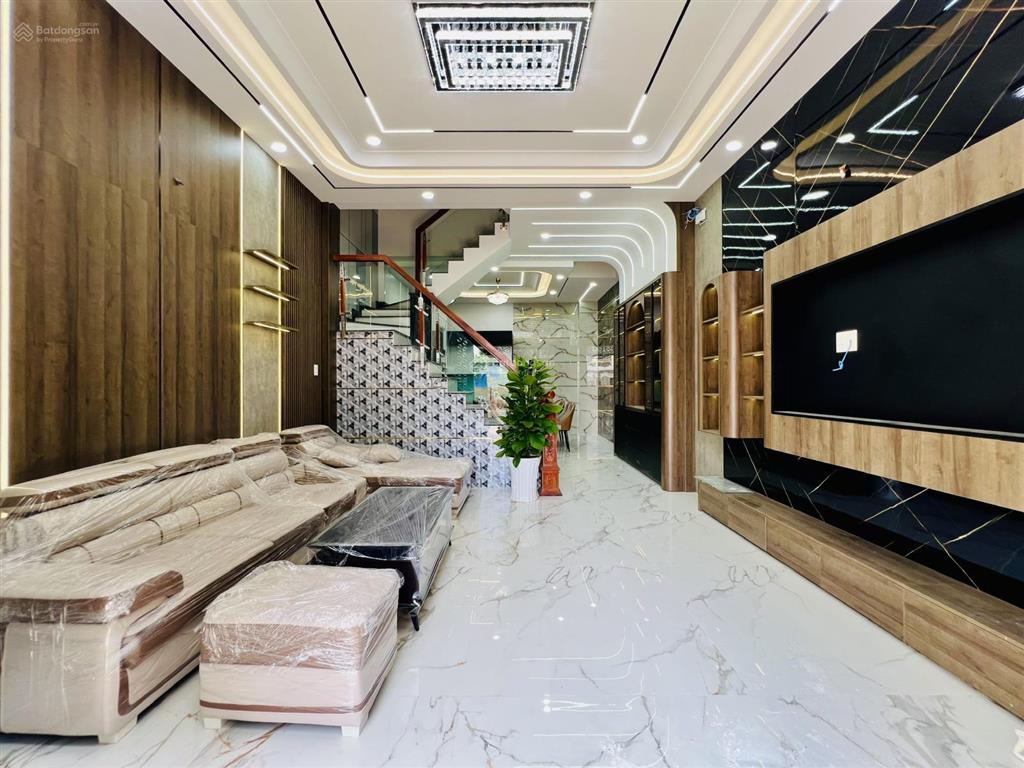 Giá tốt dãy nhà đẹp mới xây 4 tầng 67m2, chỉ 6,8 tỷ đường lê văn quới, shr, gần bốn xã