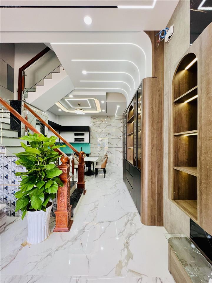 Giá tốt dãy nhà đẹp mới xây 4 tầng 67m2, chỉ 6,8 tỷ đường lê văn quới, shr, gần bốn xã