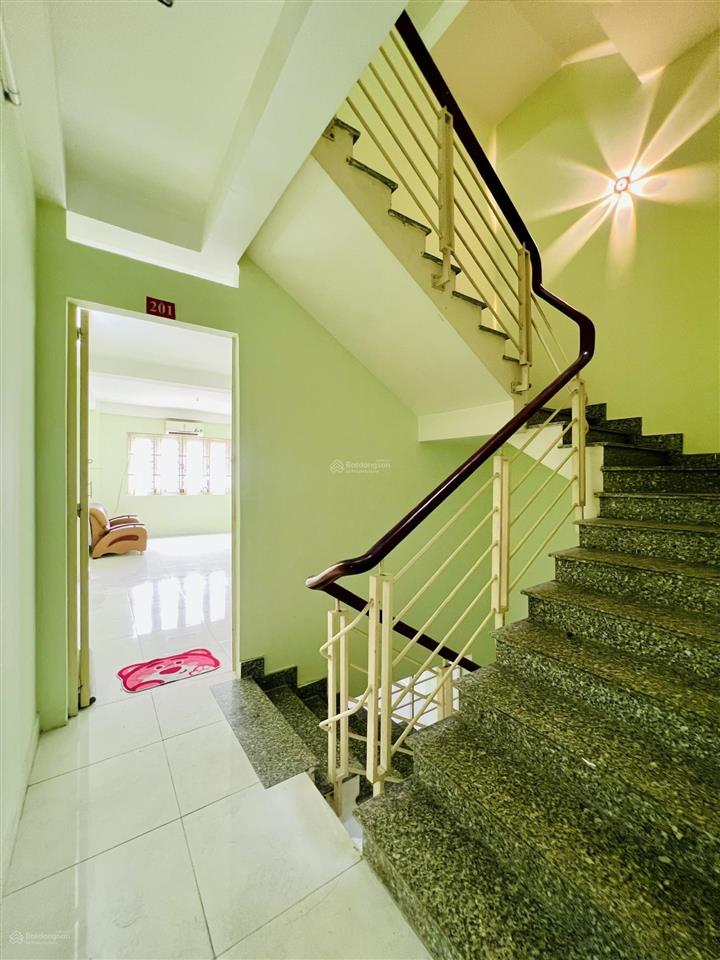 Dòng tiền 360tr bán nhà chdv 5 tầng đường tên lửa, 4x15m, 7 tỷ shr đối diện aeon mall