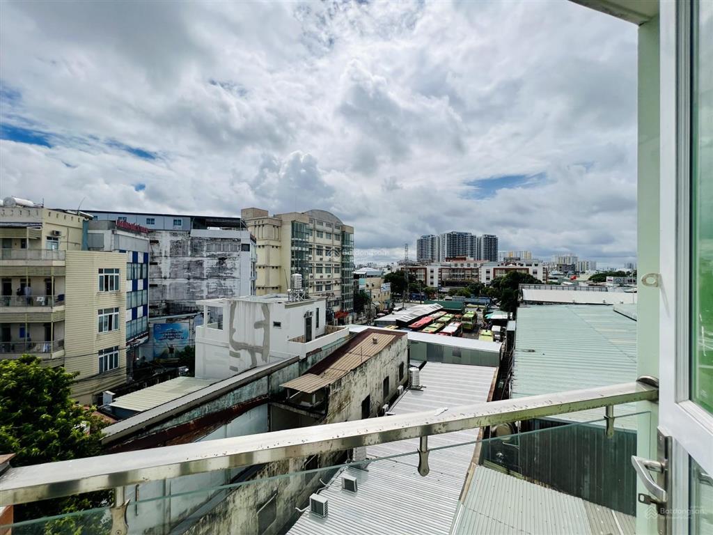 Dòng tiền 360tr bán nhà chdv 5 tầng đường tên lửa, 4x15m, 7 tỷ shr đối diện aeon mall