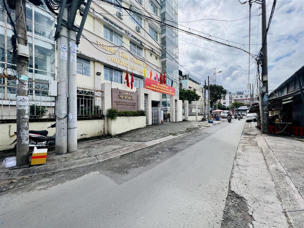 Dòng tiền 360tr bán nhà chdv 5 tầng đường tên lửa, 4x15m, 7 tỷ shr đối diện aeon mall