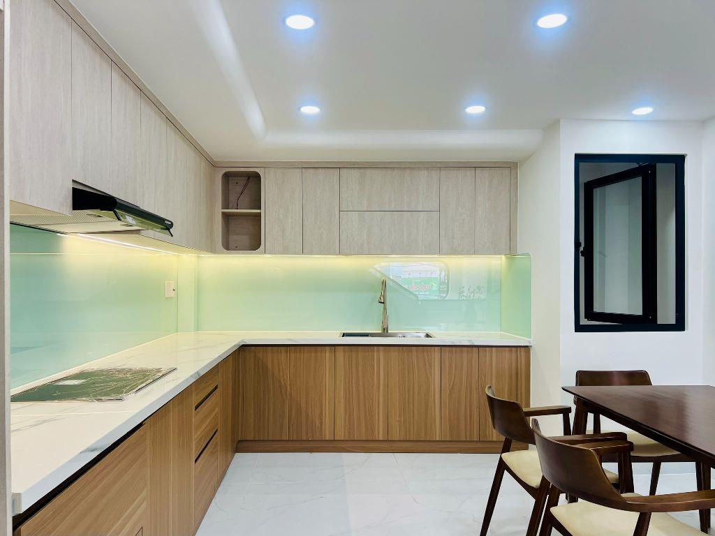 Nhà Mặt Tiền Kinh Doanh Đối Diện Công Viên Giáp Tân Phú 4x12,5m 5 Tầng 5PN 11,2 Tỷ SHR