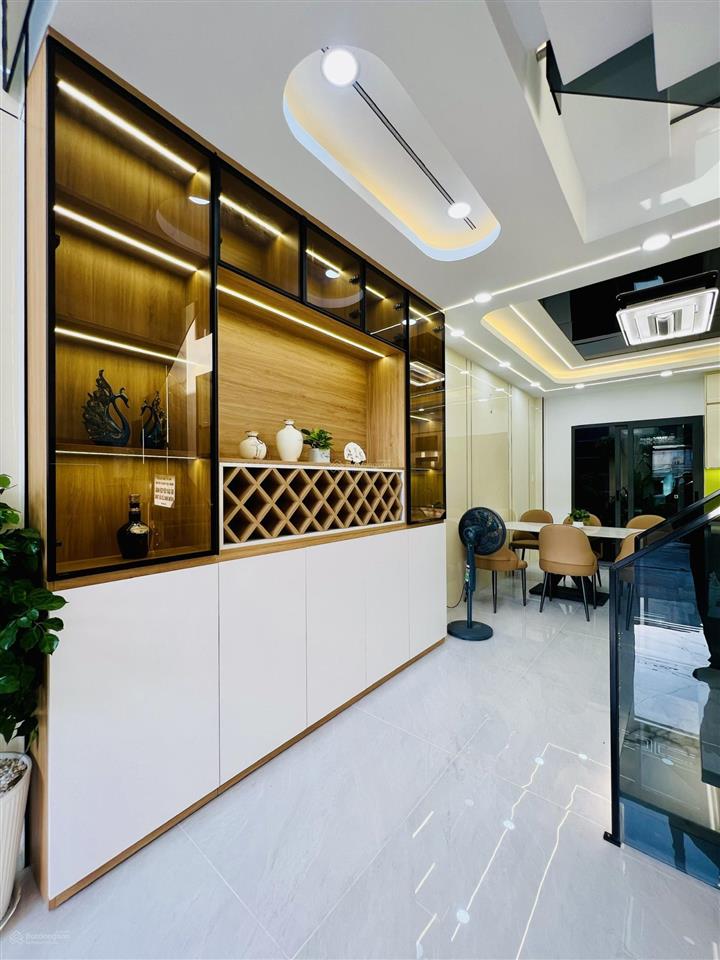 Nhà đẹp gần khu tên lửa đường mã lò khu đồng bộ 4x12,6m 5 tầng 5pn 5wc 6,9 tỷ shr