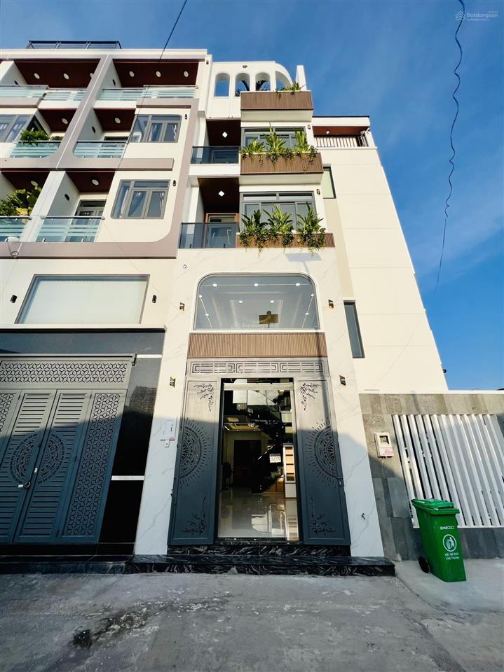 Nhà đẹp gần khu tên lửa đường mã lò khu đồng bộ 4x12,6m 5 tầng 5pn 5wc 6,9 tỷ shr