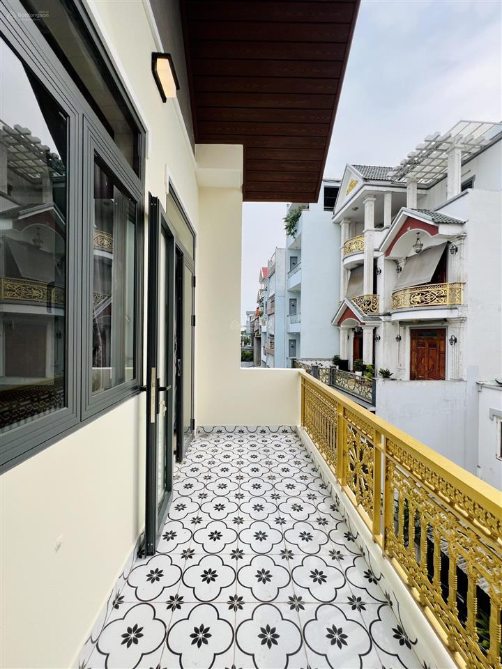 Nhà sát tân phú khu phan anh, 6,8x12m, 3 tầng, 4pn 5wc, đẹp mới xây, 7,2 tỷ shr