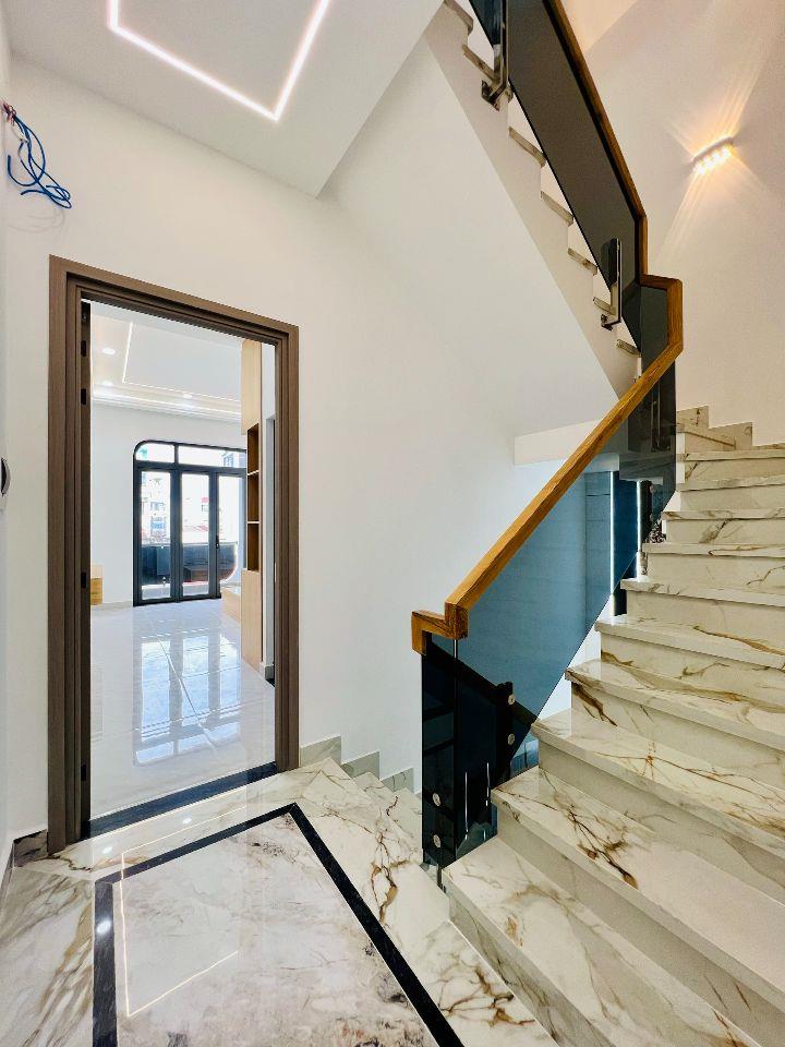 Siêu Phẩm Nhà Mặt Tiền KD Gần Tân Kỳ Tân Quý - Aeon Tân Phú 4x16m 5 Tầng 4PN 10,5 Tỷ