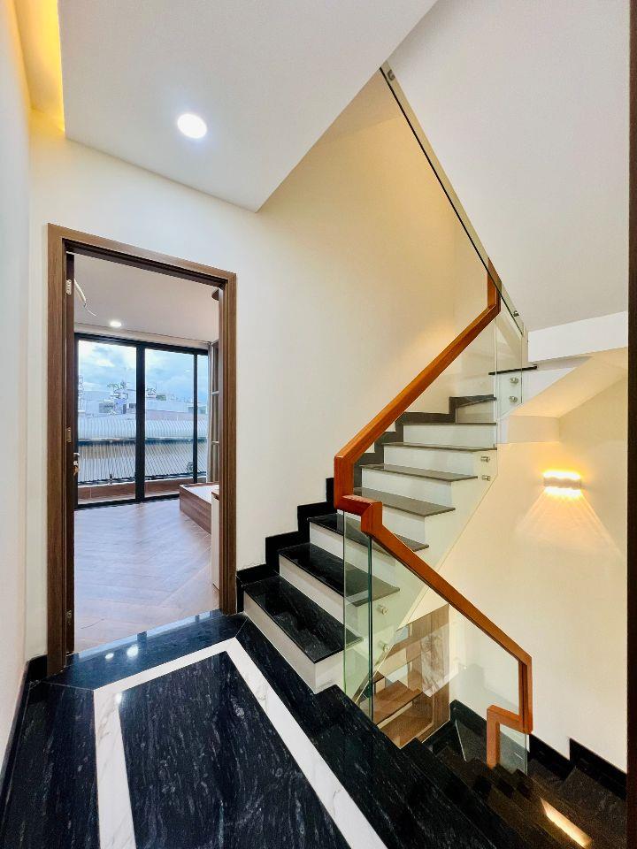 Nhà Khu Phan Anh Giáp Tân Phú Đường Tân Hòa Đông 5,2x13,5m 5 Tầng 5PN 5WC 7,5 Tỷ SHR