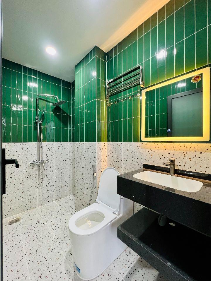 Nhà Khu Phan Anh Giáp Tân Phú Đường Tân Hòa Đông 5,2x13,5m 5 Tầng 5PN 5WC 7,5 Tỷ SHR