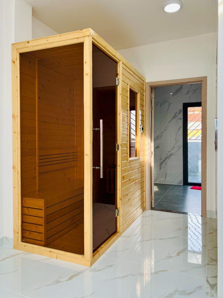Siêu Phẩm Nhà Cao Cấp Lê Văn Quới Gần Bốn Xã 4x20m Thang Máy 5 Tầng 5PN 11,9 Tỷ SHR