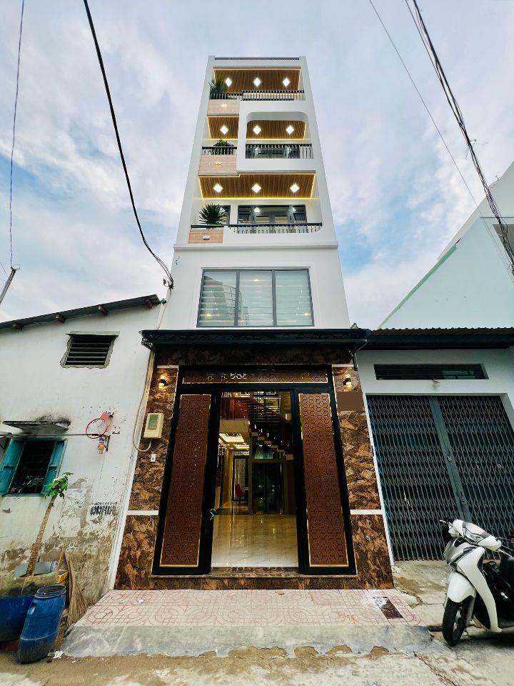 Siêu Phẩm Nhà Cao Cấp Lê Văn Quới Gần Bốn Xã 4x15m Thang Máy 5 Tầng 5PN 10,8 Tỷ SHR