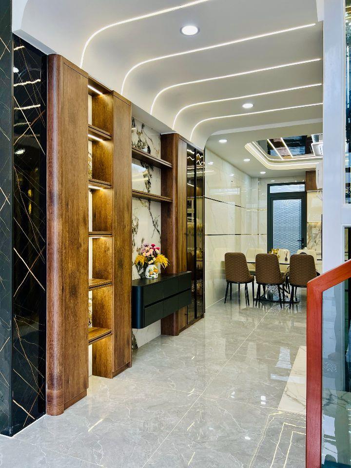 Siêu Phẩm Nhà Cao Cấp Gần Aeon Đường Tên Lửa 4,3x19m Thang Máy 5 Tầng 5PN 9,4 Tỷ SHR