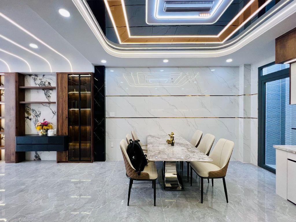 Siêu Phẩm Nhà Cao Cấp Gần Aeon Đường Tên Lửa 4,3x19m Thang Máy 5 Tầng 5PN 9,4 Tỷ SHR