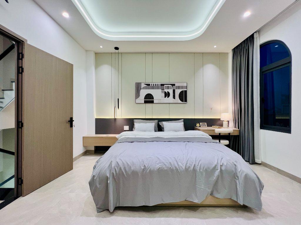 Kiến Trúc Đẹp Nhà Có Gu Gần Tên Lửa Đường Mã Lò 4,2x14m 5 Tầng 5PN 6,8 Tỷ SHR