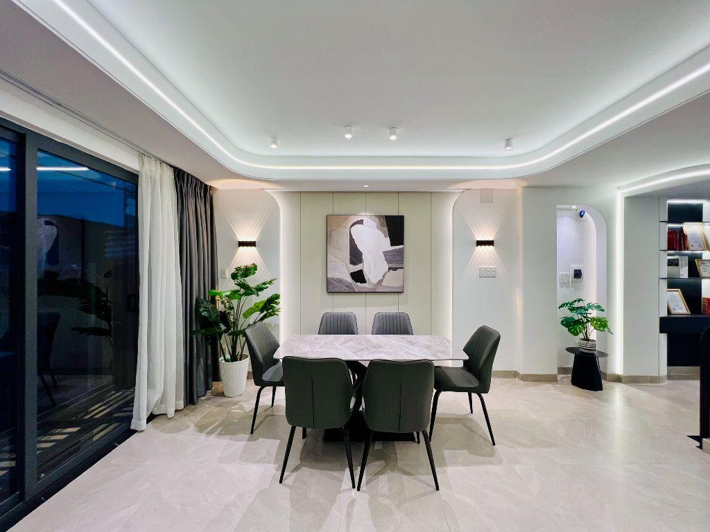 Kiến Trúc Đẹp Nhà Có Gu Gần Tên Lửa Đường Mã Lò 4,2x14m 5 Tầng 5PN 6,8 Tỷ SHR