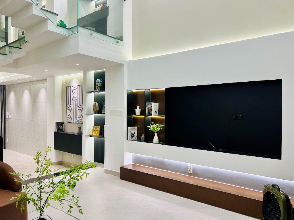 Kiến Trúc Đẹp Nhà Có Gu Gần Tên Lửa Đường Mã Lò 4,2x14m 5 Tầng 5PN 6,8 Tỷ SHR