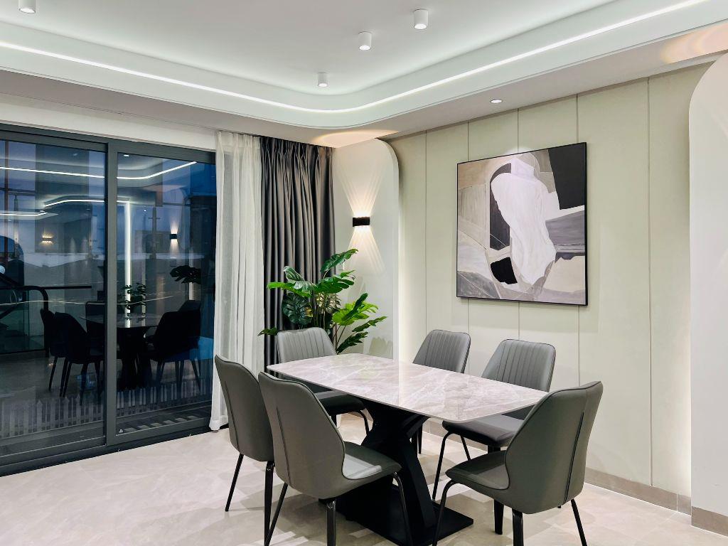 Kiến Trúc Đẹp Nhà Có Gu Gần Tên Lửa Đường Mã Lò 4,2x14m 5 Tầng 5PN 6,8 Tỷ SHR