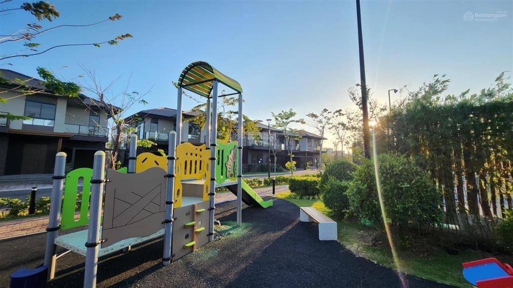 Giá 9,5 tỷ  cần bán gấp căn biệt thự đơn lập compound the aqua 2 waterpoint