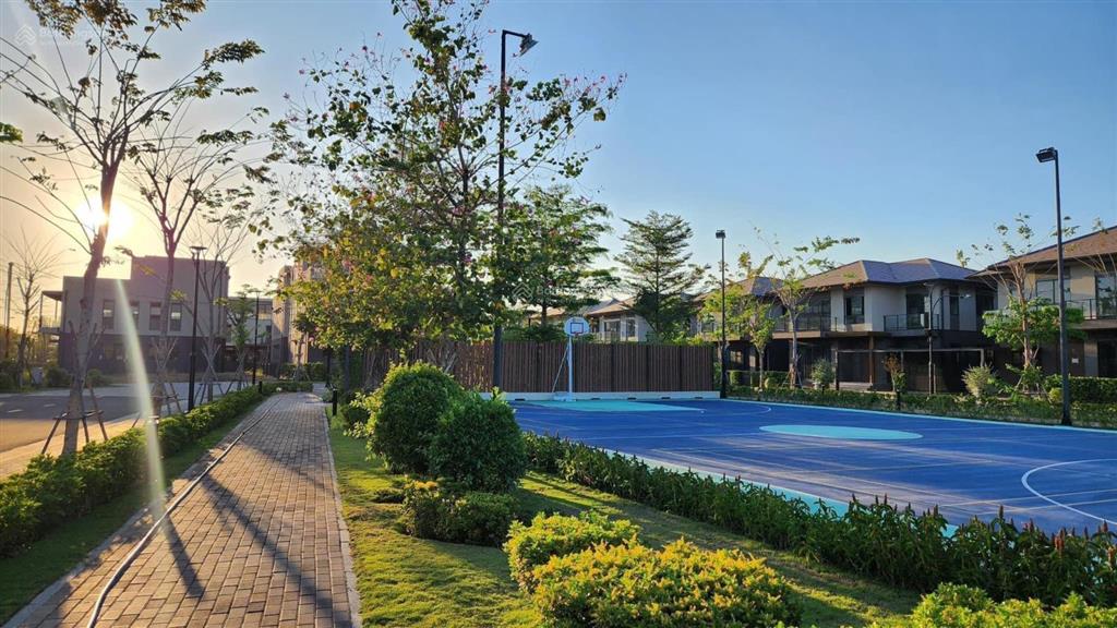 Giá 9,5 tỷ  cần bán gấp căn biệt thự đơn lập compound the aqua 2 waterpoint