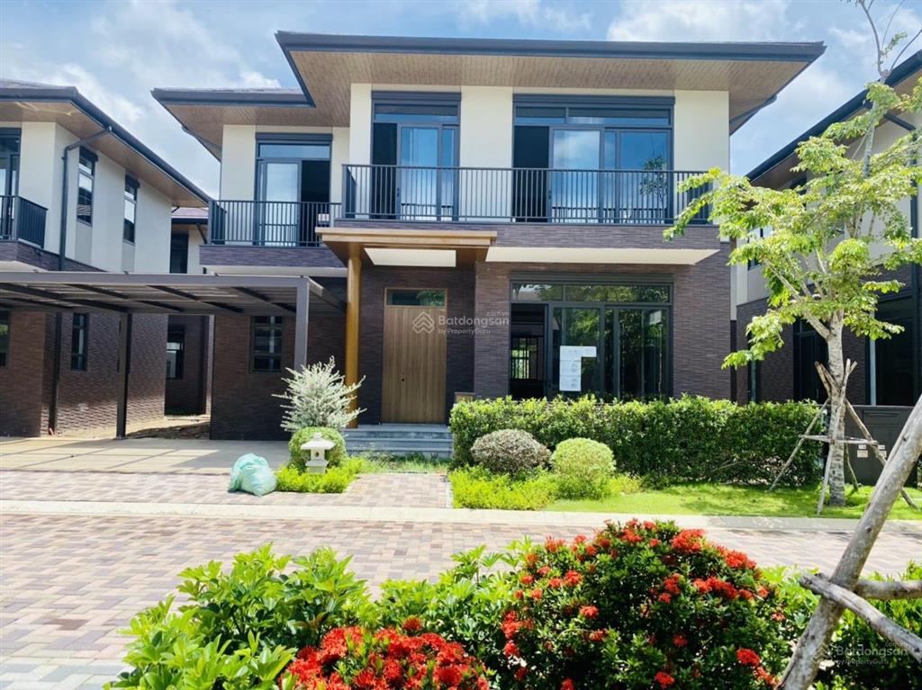 Giá 9,5 tỷ  cần bán gấp căn biệt thự đơn lập compound the aqua 2 waterpoint