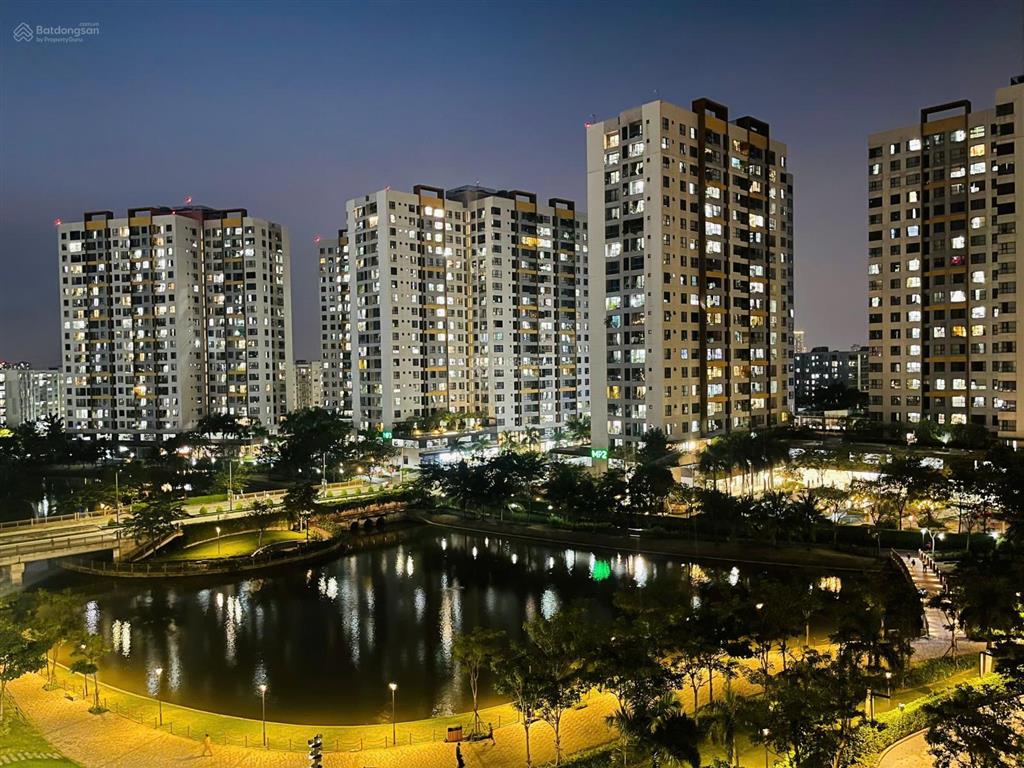 Cần bán gấp ch 78 m2 giá 4.530 tỷ  view kênh đào view siêu đẹp  block đẹp