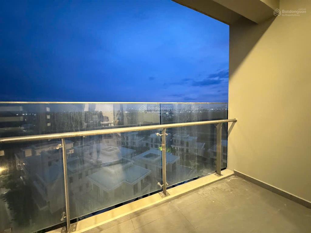 Cần bán gấp căn 60 m2 giá 4 tỷ  flora panorama mizuki park  view thoáng