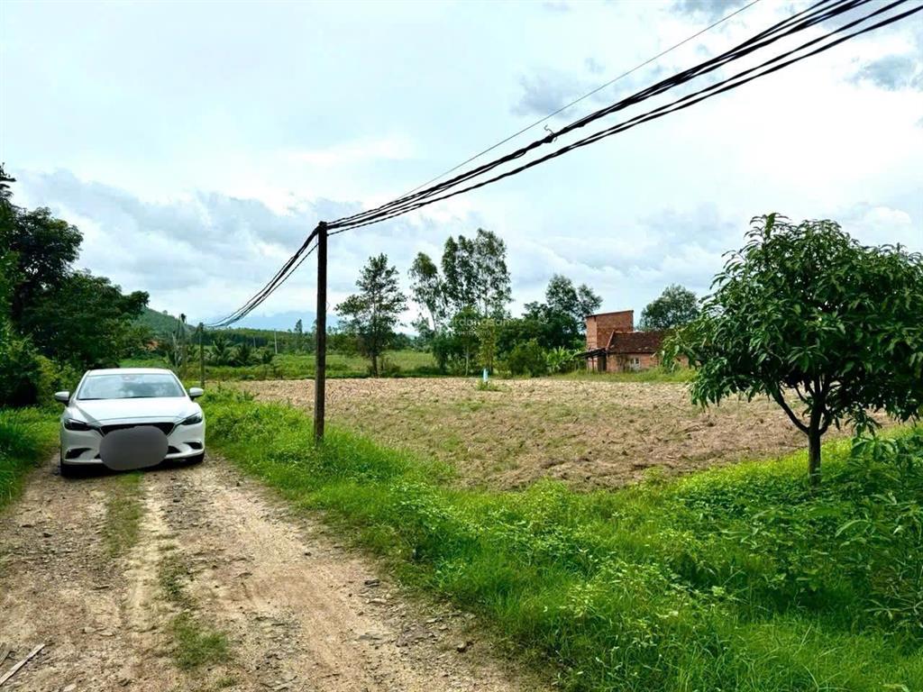 Bán đất tại xã ninh xuân, ninh hòa, khánh hòa, giá ưu đãi 130tr  523.6m2. sổ hồng đầy đủ