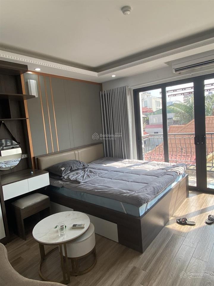 Cho thuê căn hộ chung cư mini tại ngõ 193 trích sài. ban công thoáng view hồ tây. chỉ 6.5tr/th