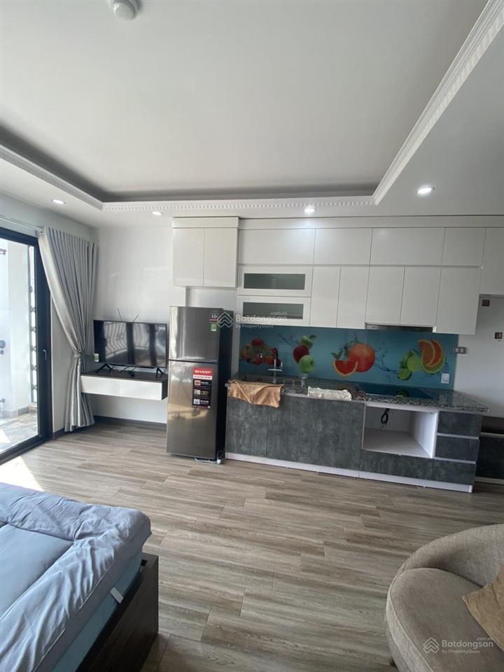Cho thuê căn hộ chung cư mini tại ngõ 193 trích sài. ban công thoáng view hồ tây. chỉ 6.5tr/th