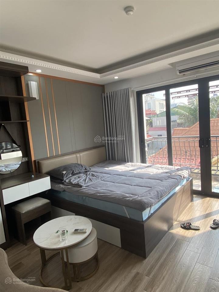 Cho thuê căn hộ chung cư mini full đồ cao cấp. ban công view hồ tây cực chill. chỉ 7tr/th