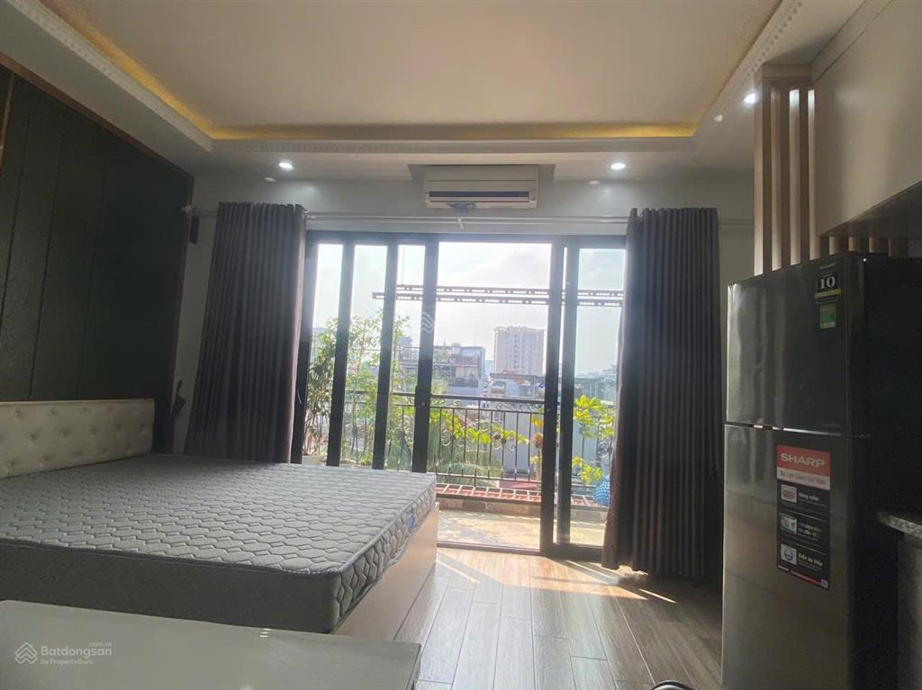 Cho thuê căn chung cư mini tại phố trích, tây hồ. ban công thoáng view toàn mặt hồ. chỉ 6.5tr/th