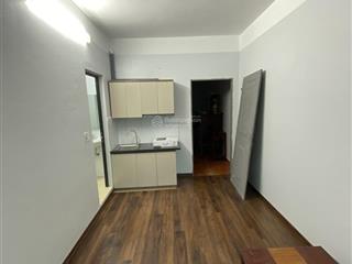 Cho thuê căn chung cư mini 1n1k tầng 4 tại số 98 ngõ 116 phan kế bính, ba đình. chỉ 6.5tr