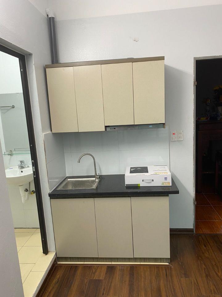 Cho thuê Căn chung cư mini 1N1K Tầng 4 tại Số 98 ngõ 116 Phan Kế Bính, Ba Đình. Chỉ 6tr