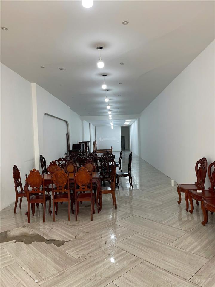 Cho thuê mặt bằng số 20 đường cộng hòa, phường 4, tân bình