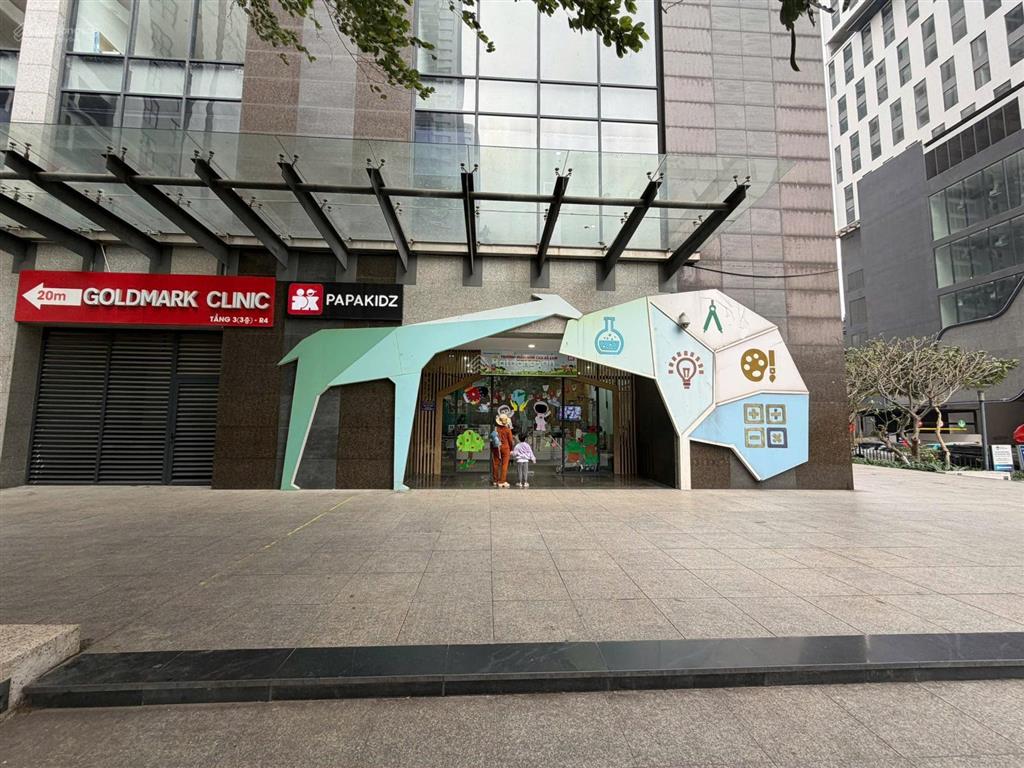 Bán khối đế thương mại sổ lâu dài giá hơn 30tr/m2 ở goldmark city, diện tích 1000m2. gọi 0941 617 ***