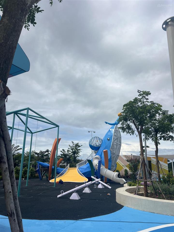 Cần bắt cắt lỗ còn 4,5 tỷ căn nhà phố đẹp tại dự án mũi né summerland. ở hoặc đầu tư đều tốt