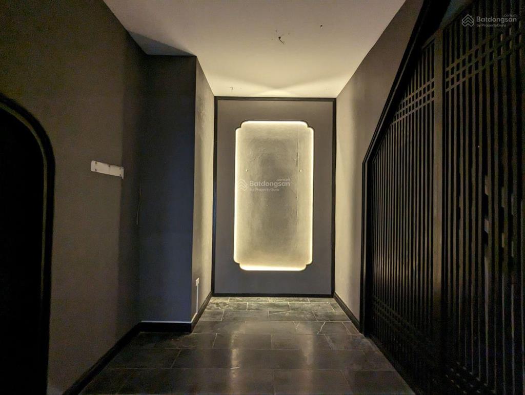 Cho thuê nhà riêng ô tô đỗ cửa phố minh khai, dt 150m² xd 100m² x 4 tầng, 1 hầm, giá 35 triệu