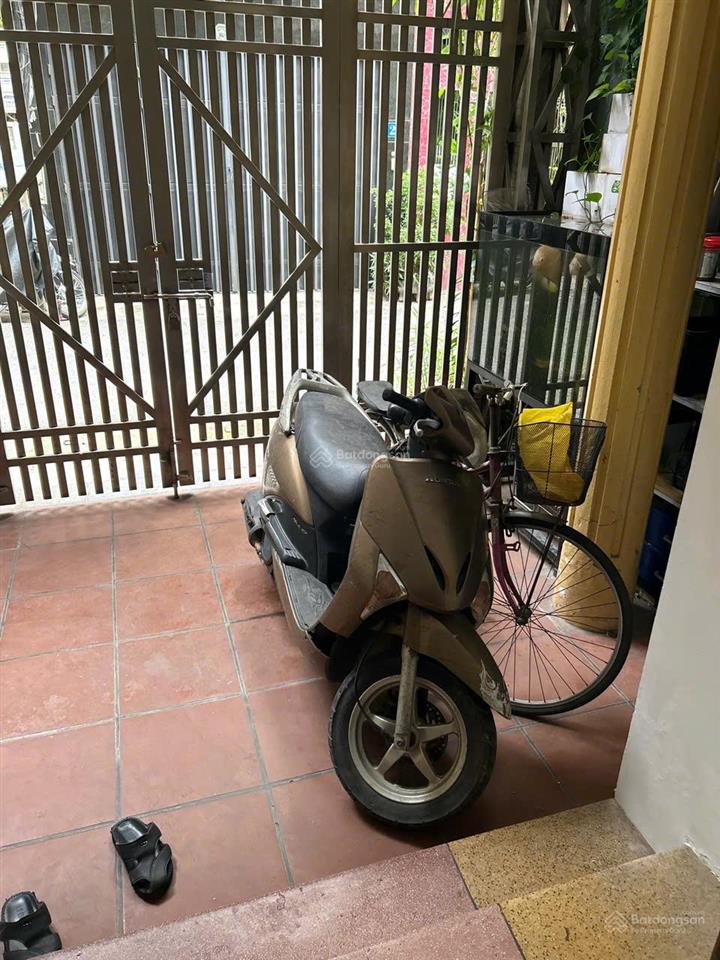 Cho thuê nhà riêng ô tô đỗ cửa phố kim ngưu giá 15 triệu, dt 58m x 4 tầng, mt 4.5m, 4 phòng, 3wc
