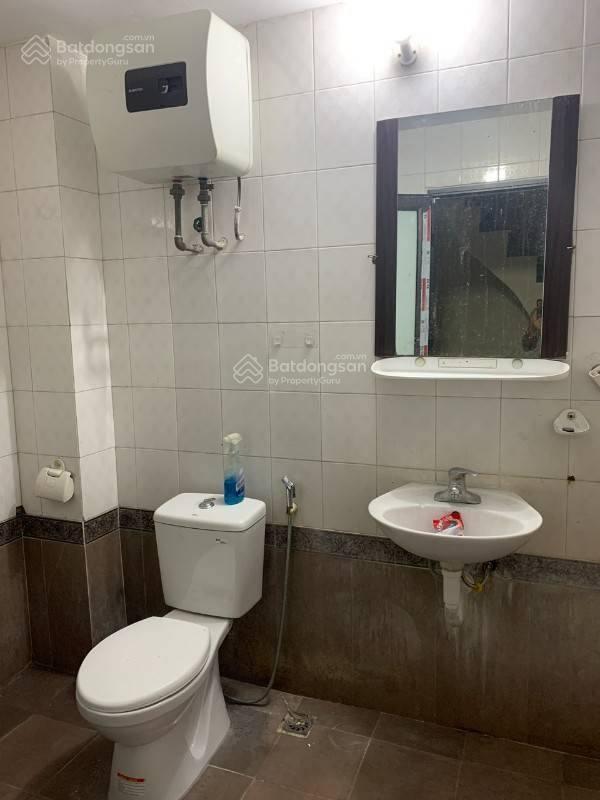 Cho thuê nhà riêng ô tô đỗ cửa phố minh khai giá 15 triệu, dt 53m2 x 4 tầng, mt 5m
