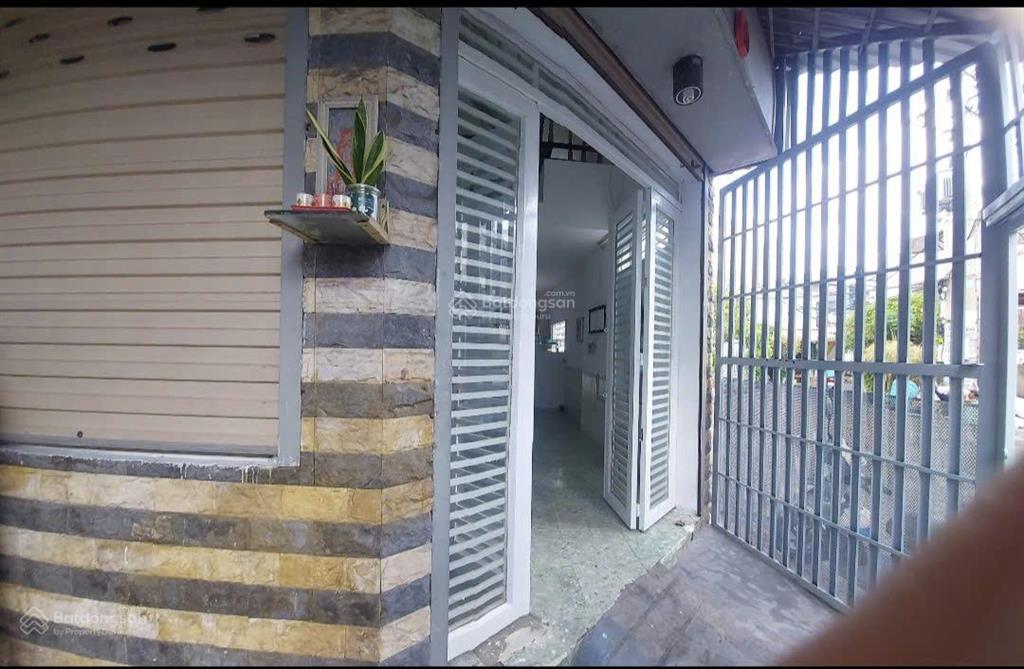 Cho thuê nhà nguyên căn trong hẻm rộng