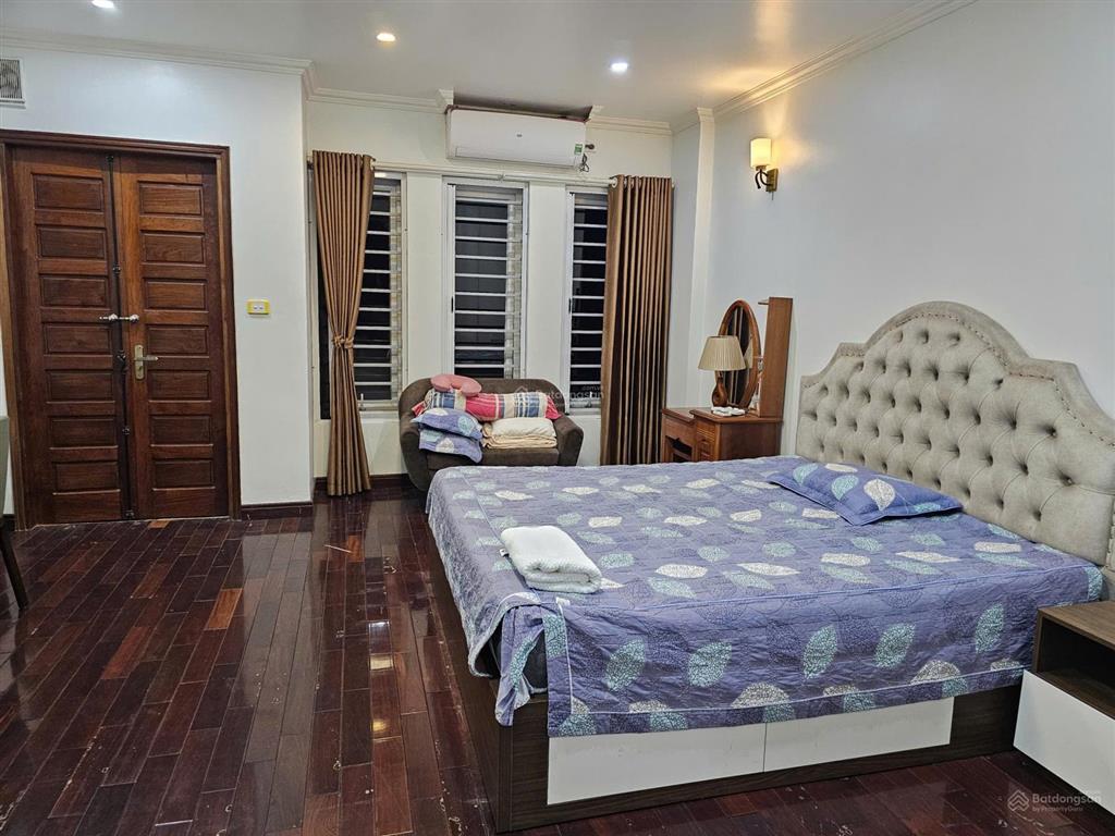 Cho thuê nhà riêng tại tây hồ, full nội thất sang trọng, chỉ xách vali vào ở (99 âu cơ)