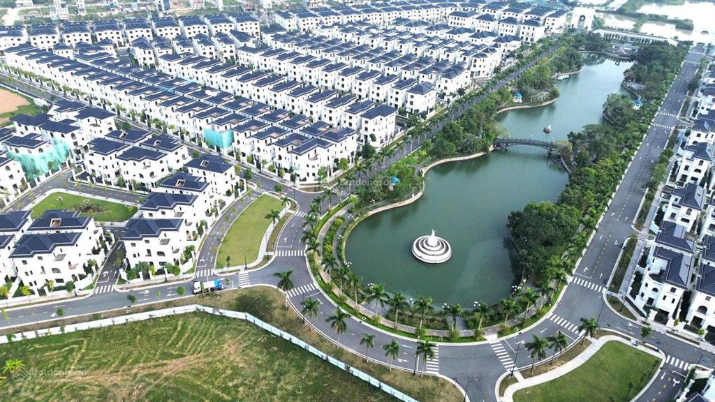 Chính chủ gửi bán biệt thự vườn cam vinapol. giá 140tr/m2