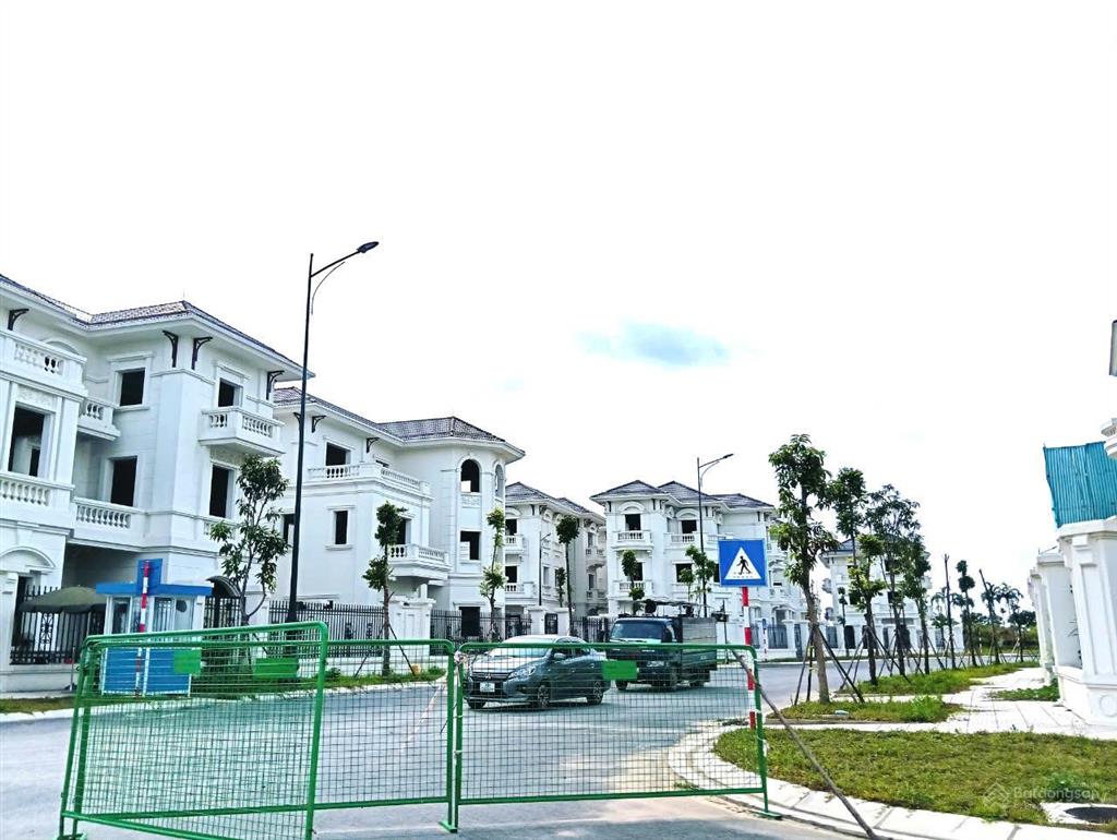 Chính chủ gửi bán biệt thự vườn cam vinapol. giá 140tr/m2