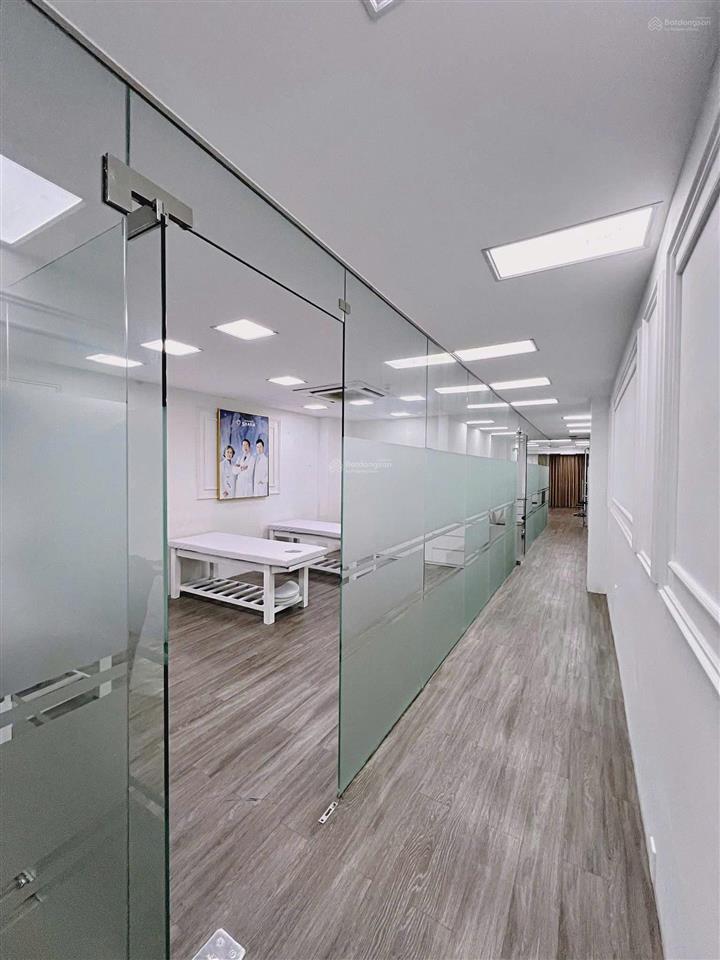 Cho thuê mặt bằng phố mai hắc đế 140m2 thông sàn, riêng biệt, mới đẹp giá chỉ 30 triệu/tháng