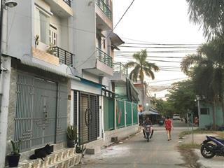 Cho thuê nhà nguyên căn xã phong phú, giáp q8, nvl, 3pn, 7tr  gần chợ phú lạc